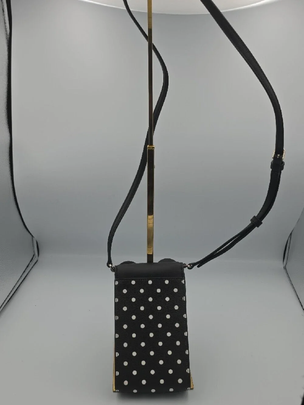 Kate Spade x Disney Minnie Mouse Polka Dot W Bow Phone Holder/Crossbody (NWOT)❤️